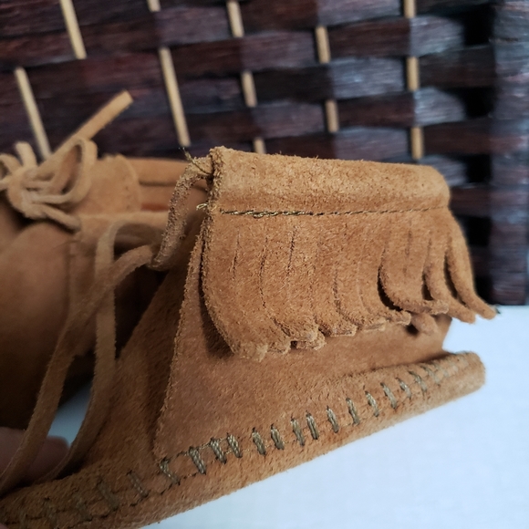 Minnie Tonka Moccasins - Picture 3 of 9